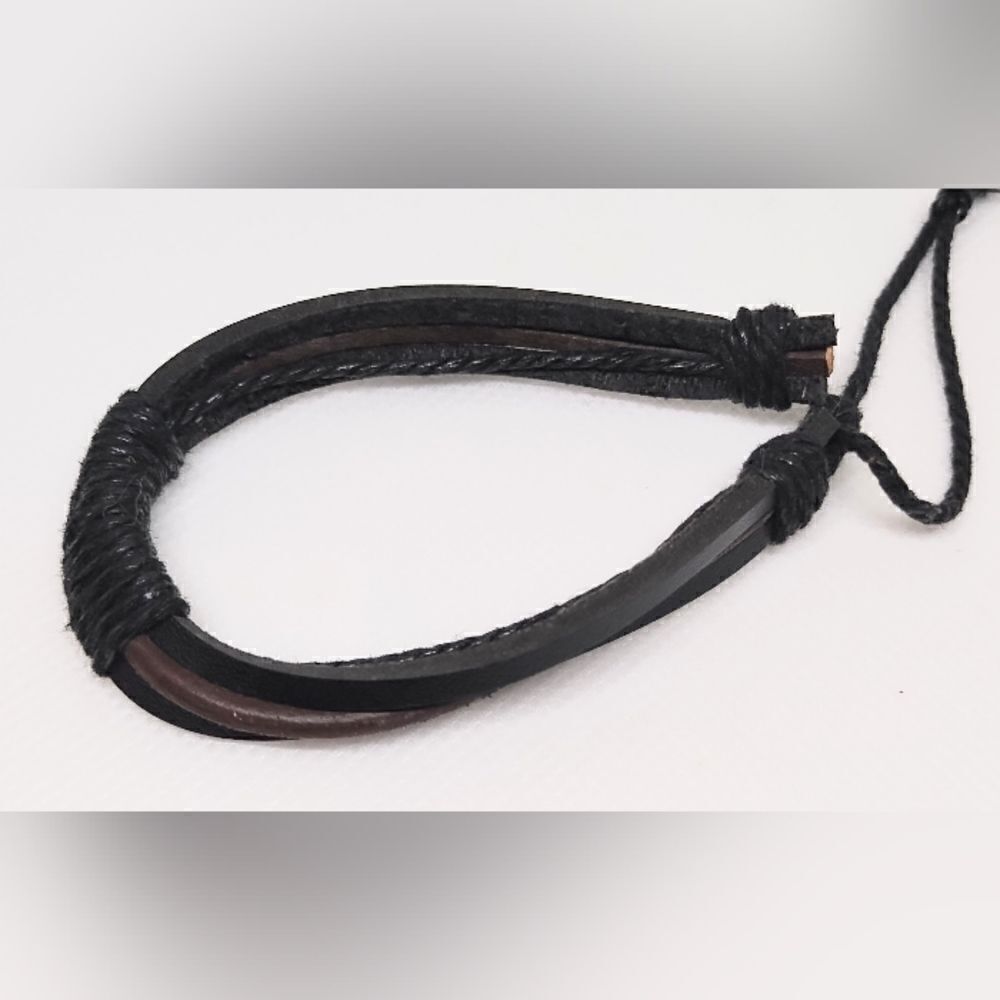 Men's bracelet leather layered black new d92